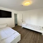 Fabulous House In Apartment *