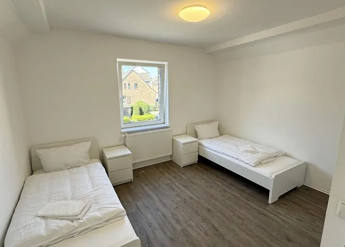 Apartment Fabulous House In Wesseling